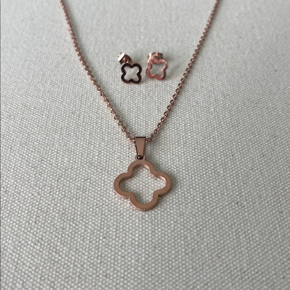 Rose Gold Clover Pendant and earrings Necklace - Women Jewelry
